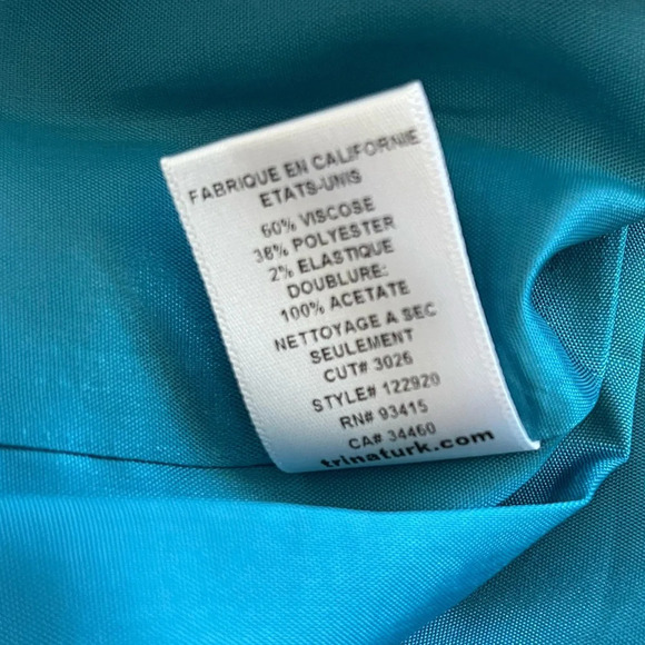 Trina Turk Nalin Blue Teal Pencil Skirt in Azure Turquoise Size 6 - Picture 8 of 8